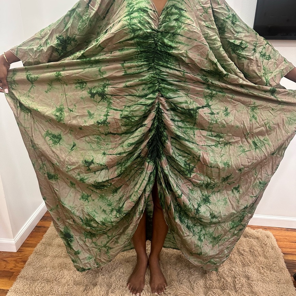 Green and Tan Tie-Dye Maxi Dress BuBu